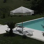 بيت ضيافة Bujtina Ajazi 3*