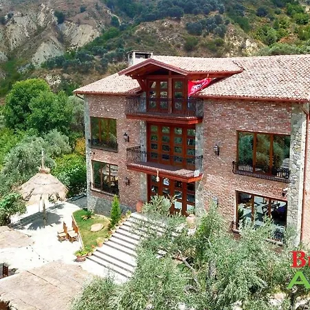 Гостевой дом Bujtina Ajazi Голем