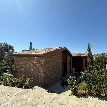 Гостевой дом Bujtina Ajazi 4*