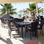 Pensión Bujtina Ajazi 3*