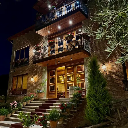 Bujtina Ajazi 4* Golem (Tirana)