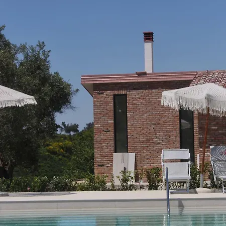 Guest house Bujtina Ajazi *