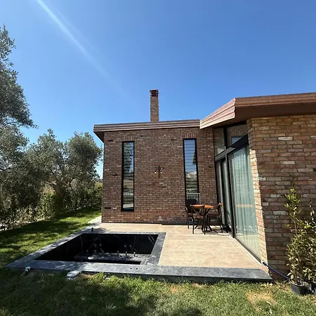 Bujtina Ajazi Gæstehus Golem (Tirana)