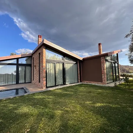 Bujtina Ajazi Affittacamere Golem (Tirana)